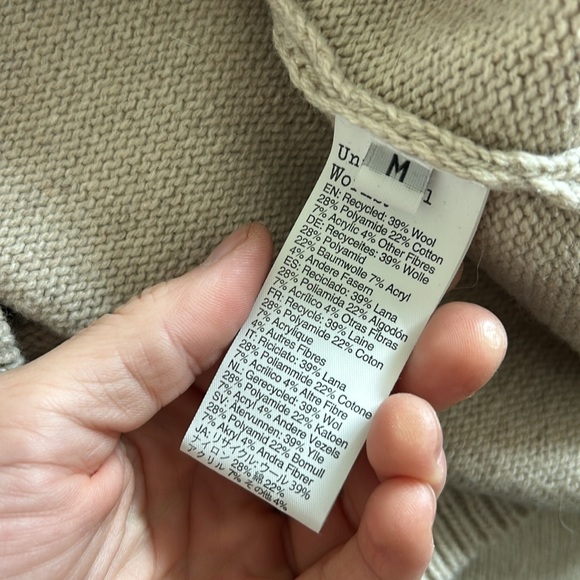 UNIVERSAL WORKS Beige Roll Neck Turtleneck men’s size medium (brand new) - Picture 3 of 4